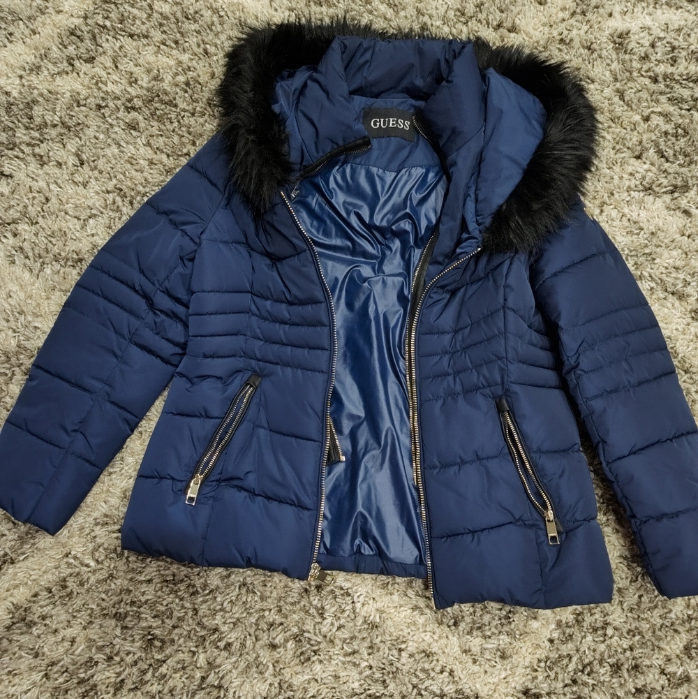 *NWOT* GUESS Navy Puffer Jacket with Black Fur Trim